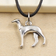 images/productimages/small/windhond ketting.jpg